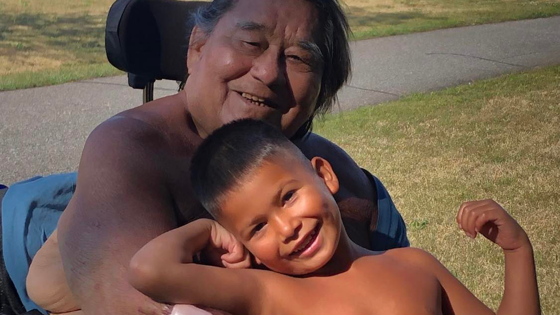 Watch this wrestling superfan meet his hero; 