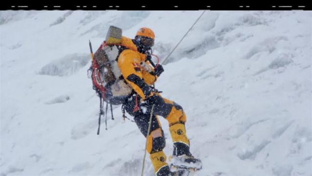 Reclaiming the dead on Mt. Everest | CBC News