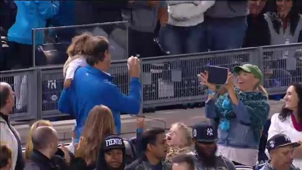 Little girl throws Derek Jeter foul ball back on field | CBC Sports