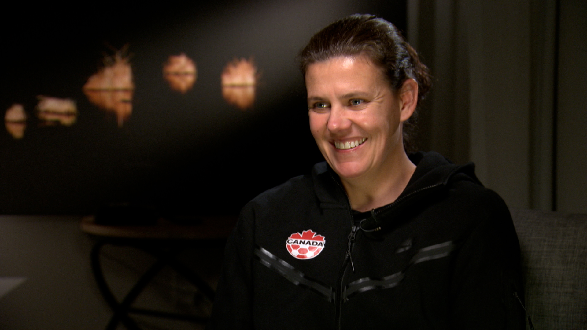 Christine Sinclair – Huyền thoại bóng đá nữ Canada với sự nghiệp huy hoàng