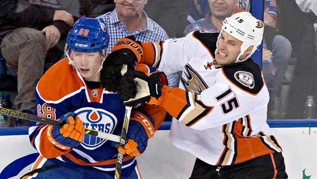 Viktor Fasth, Oilers goalie, loses it on teammates | CBC Sports