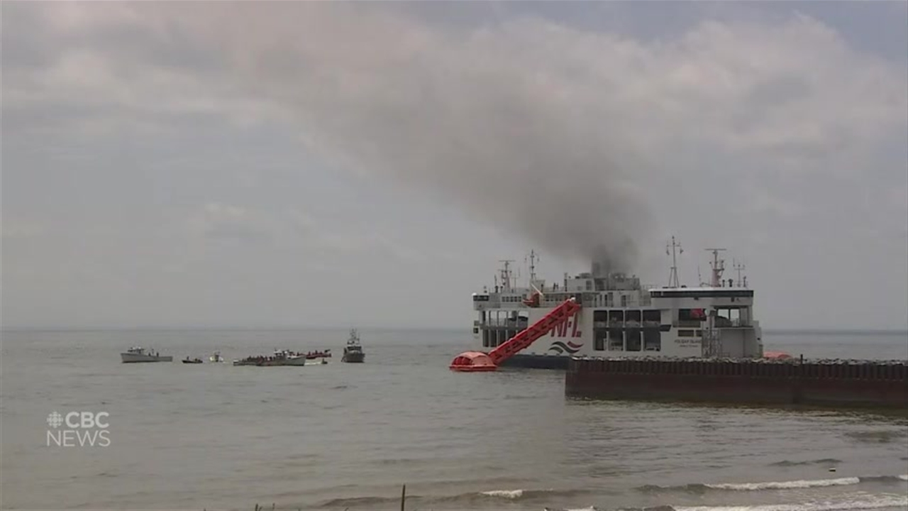 Coast guard auxiliary provided critical help during P.E.I. ferry fire; Coast guard auxiliary provided critical help during P.E.I. ferry fire