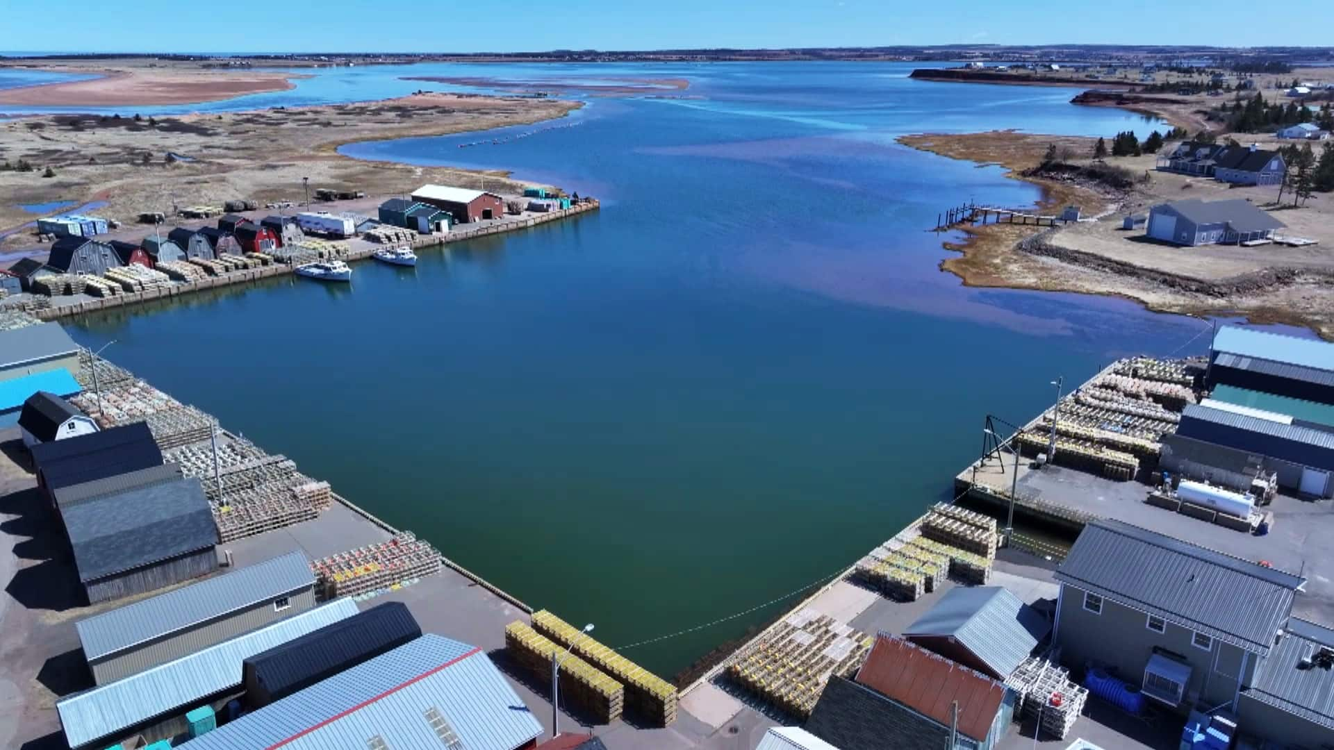 P.E.I. harbours face challenges with approach of lobster season | CBC News