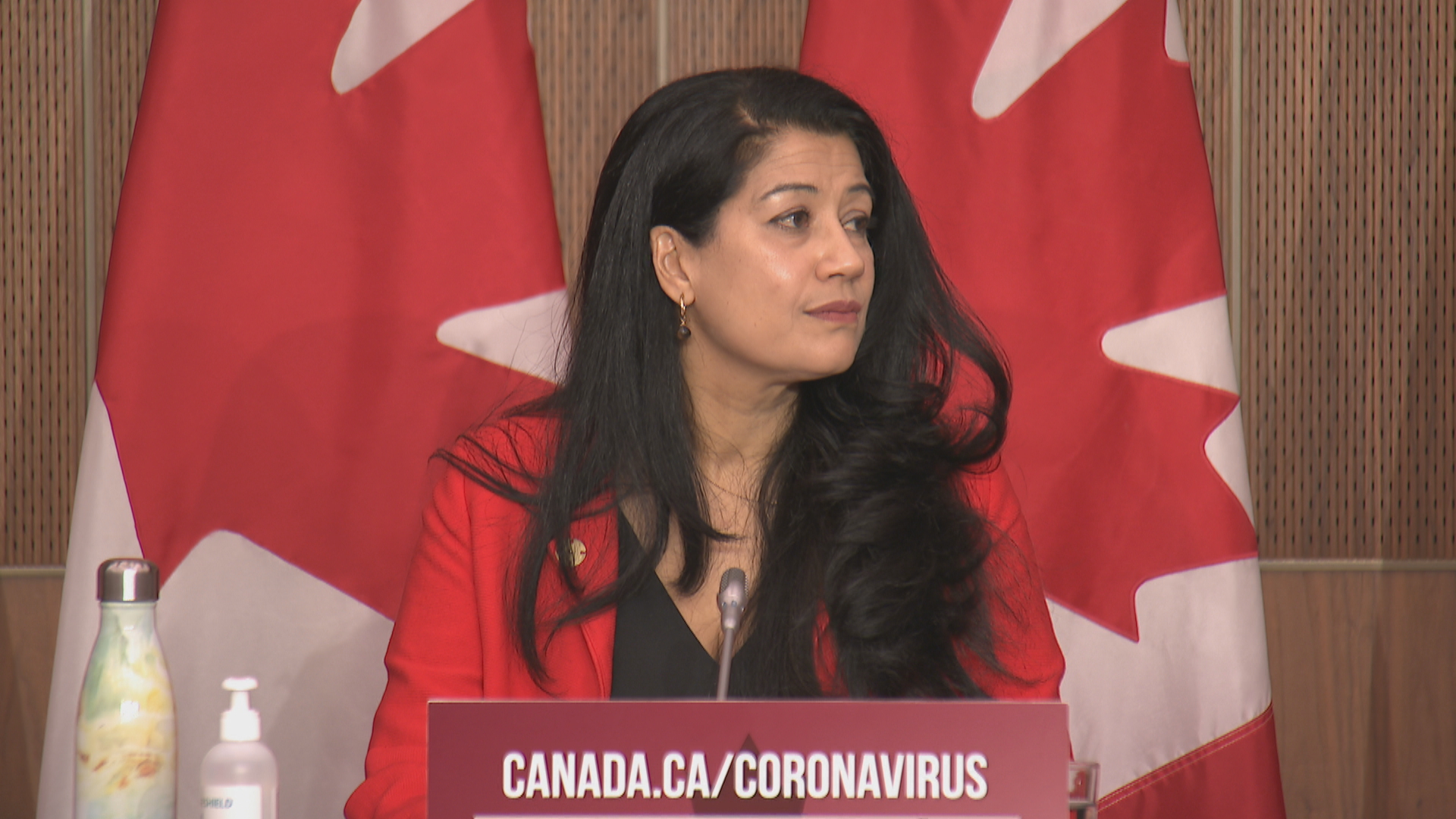 Once Someone Is Vaccinated Do They Still Have To Wear A Mask Your Covid 19 Vaccine Questions Answered Cbc News