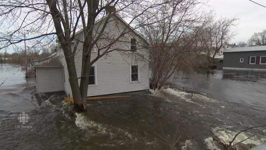 Mississippi rising: Lanark County residents scramble to save homes ...