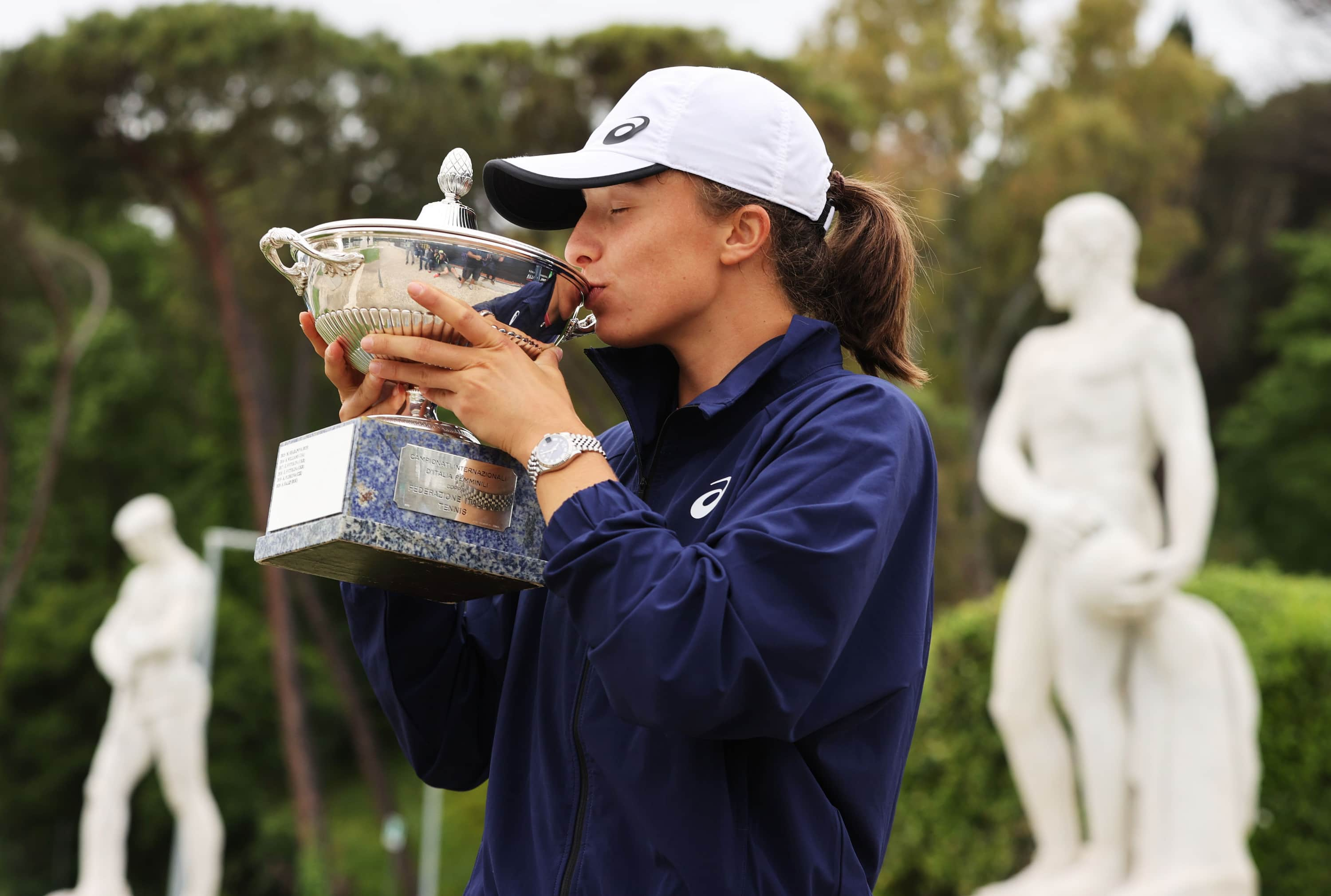 Canada's Fichman wins women's doubles title with Mexico's Olmos at