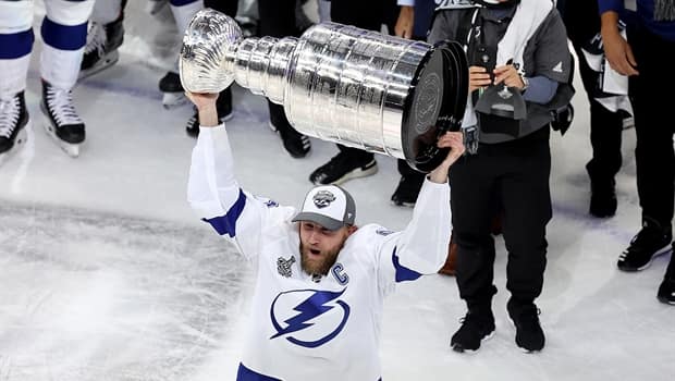 Lightning secure 2nd Stanley Cup in franchise history after defeating Stars  | CBC Sports