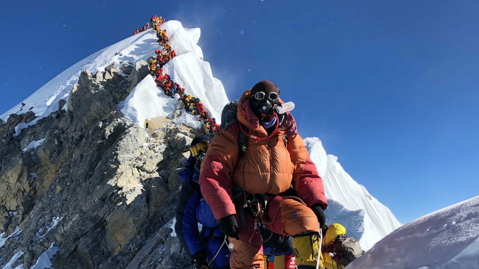 Veteran Mount Everest climber describes crowds stepping over bodies in ...