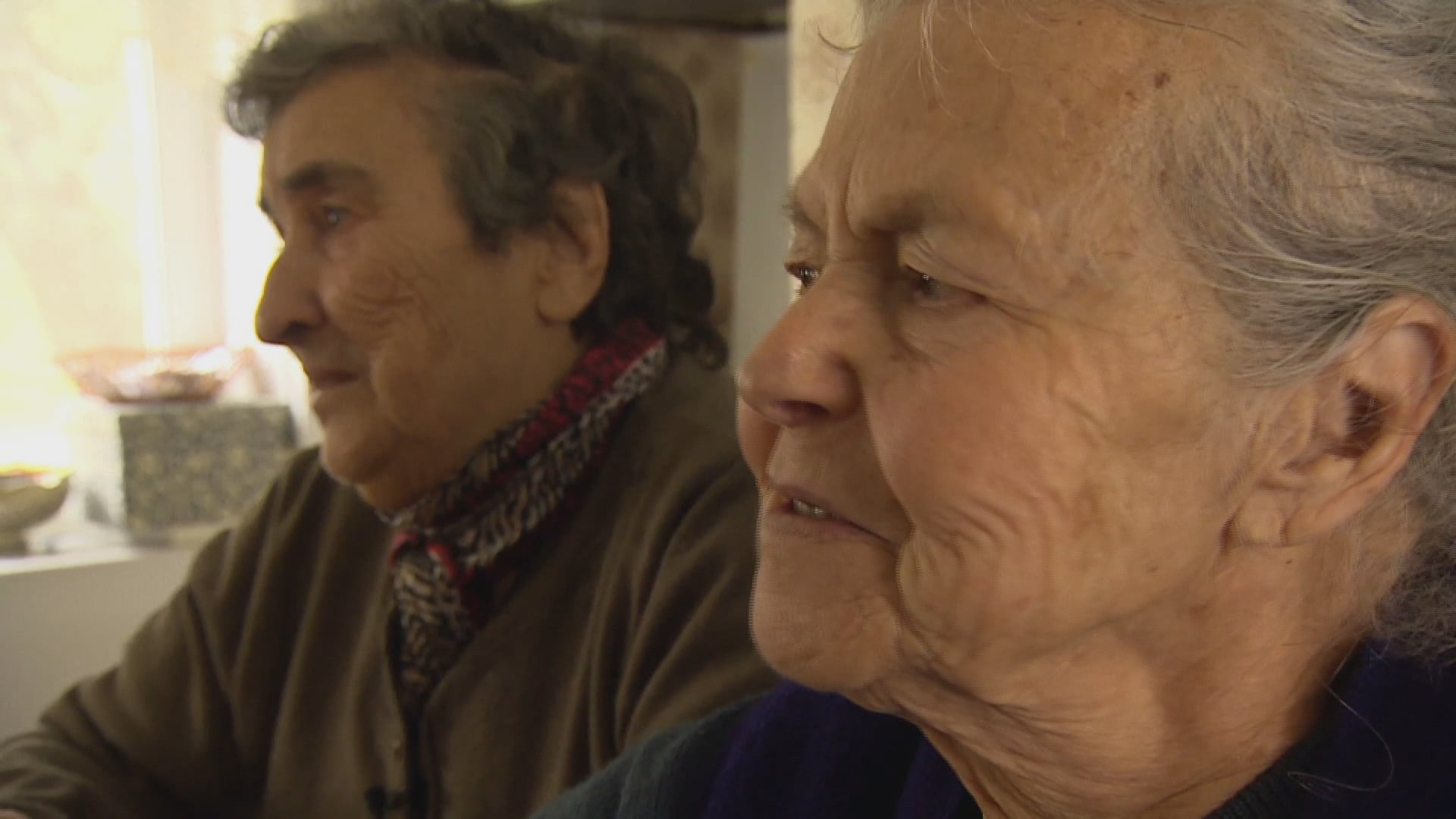 greek-grandmothers-helping-refugees-cbc-ca