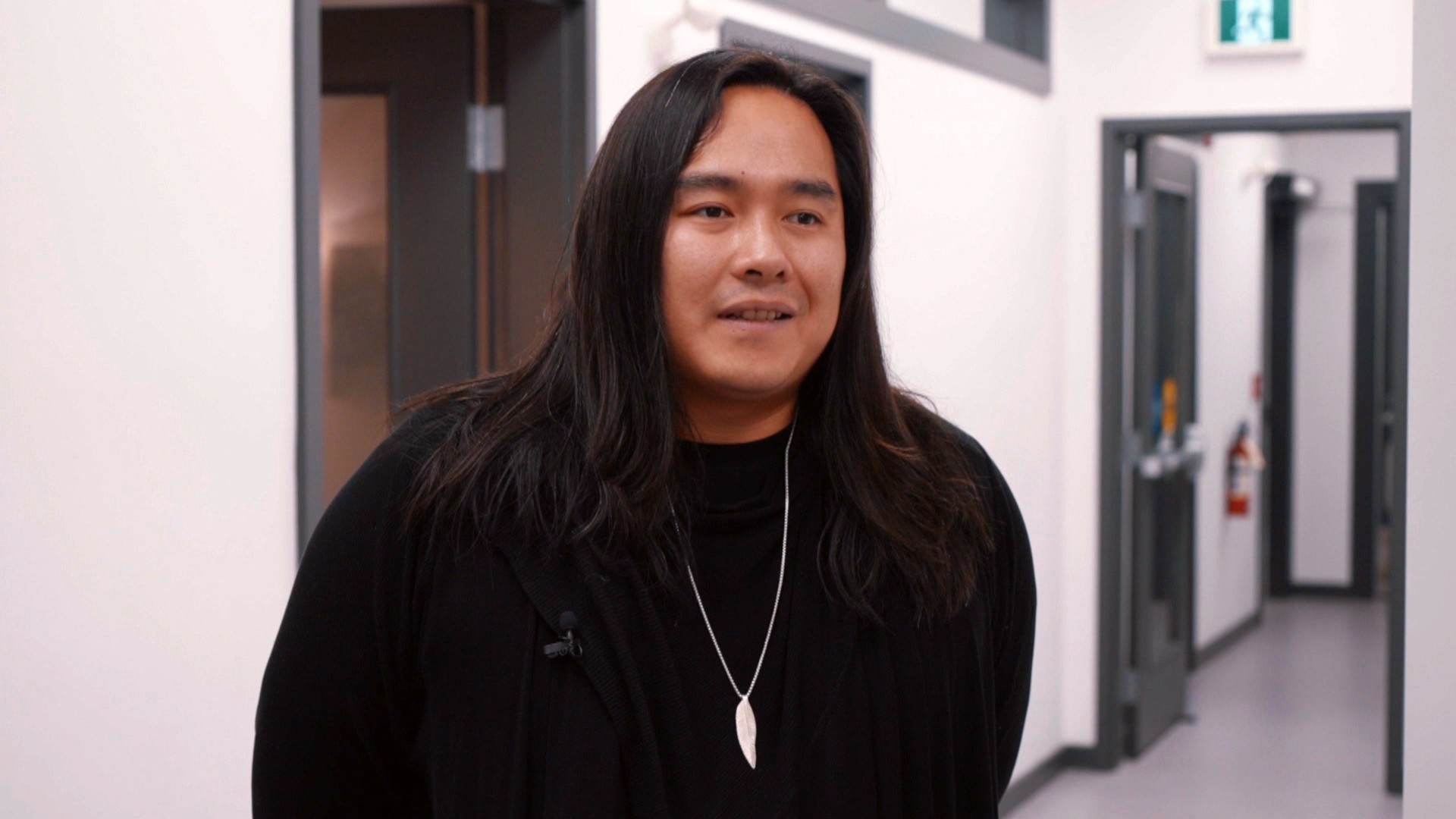 From the rez to the red carpet, Aysanabee plays his way to the top of the charts; From the rez to the red carpet, Aysanabee plays his way to the top of the charts
