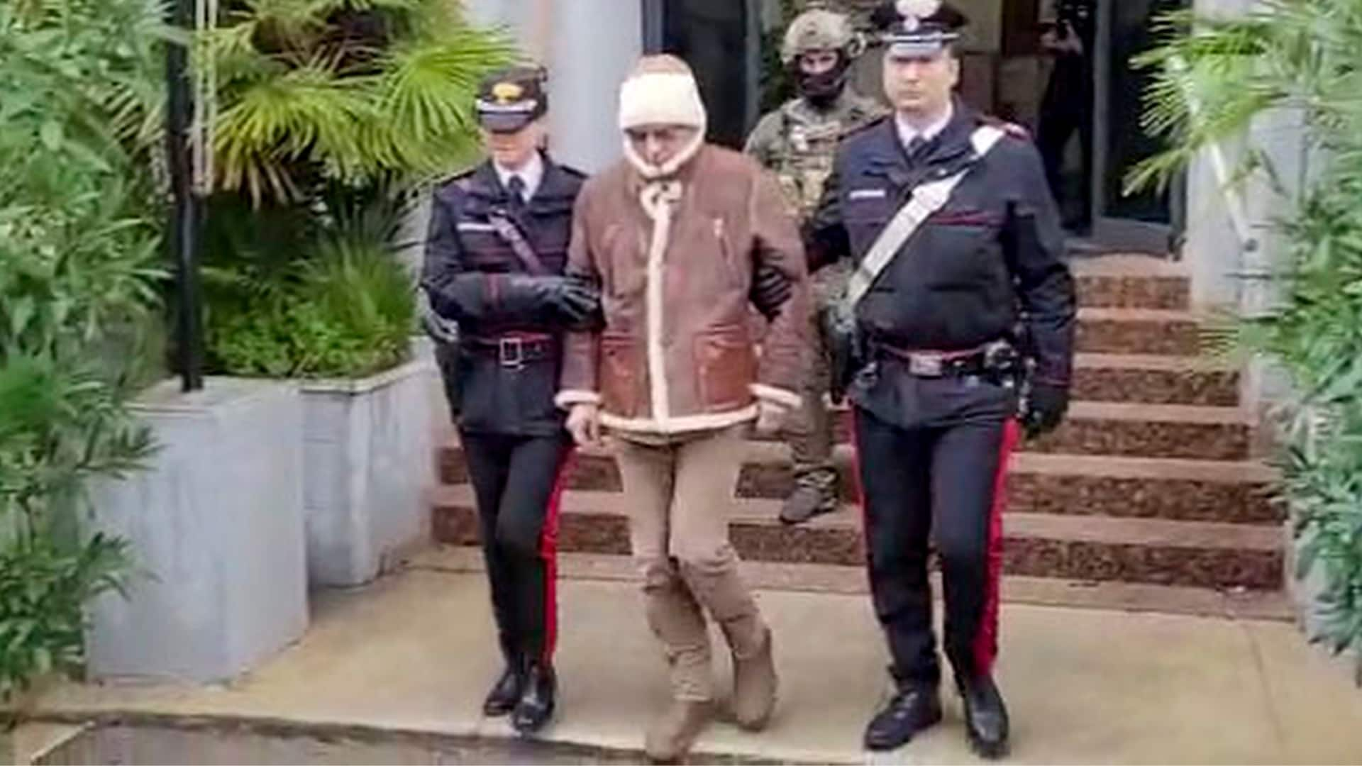 Italys Most Wanted Mob Boss Arrested In Sicily Cbcca