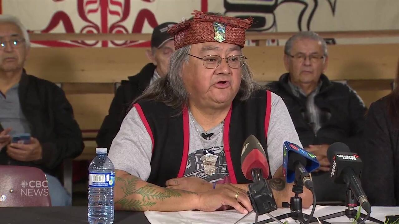 Heiltsuk man, granddaughter seek more discipline for Vancouver police officers who wrongfully handcuffed them