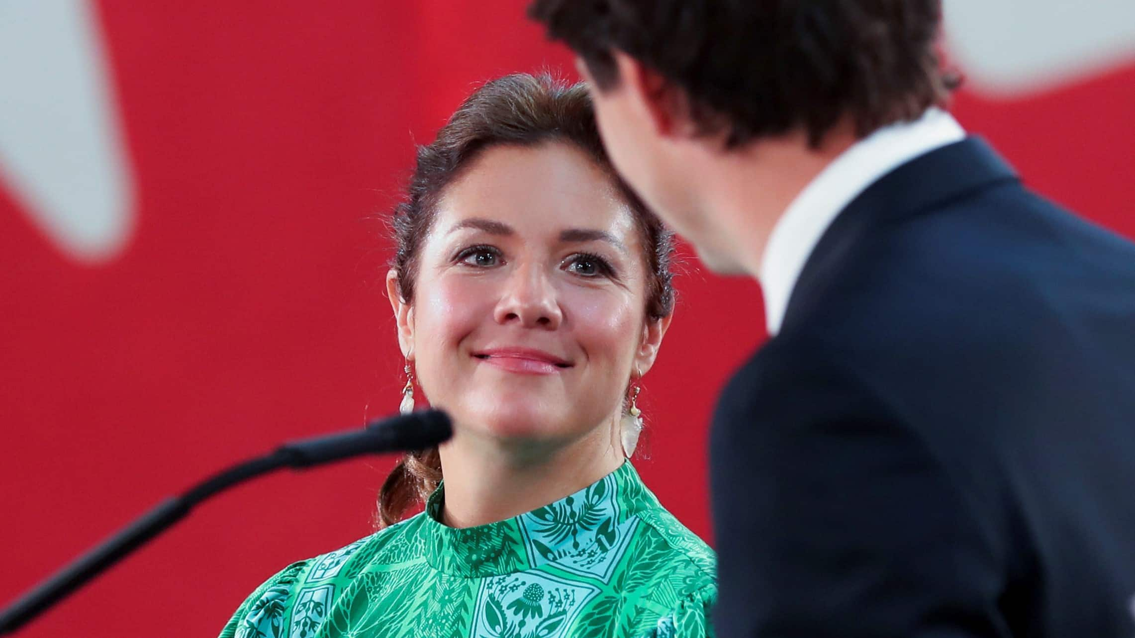 Laureen, the wife of Canada's Conservative Prime Minister Stephen Harper  gets off the campaign bus to join her husband as they visit Vaisaikhi  celebrations on a 2011 Federal Election Campaign stop in