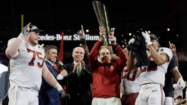 Alabama's won the national championship because of freshmen, and not just  Tua Tagovailoa 