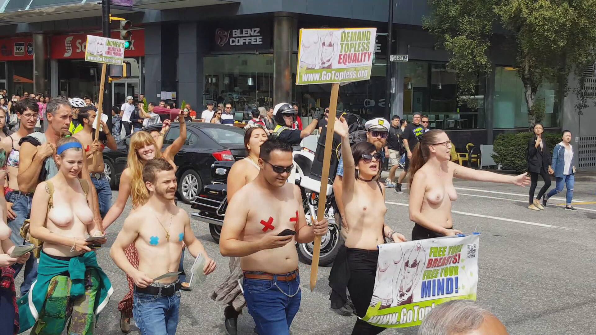 Should Facebook remove nude photos of topless women marching to #freethenipple? CBC News