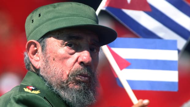 Cuba's Fidel Castro makes first public appearance in nine months