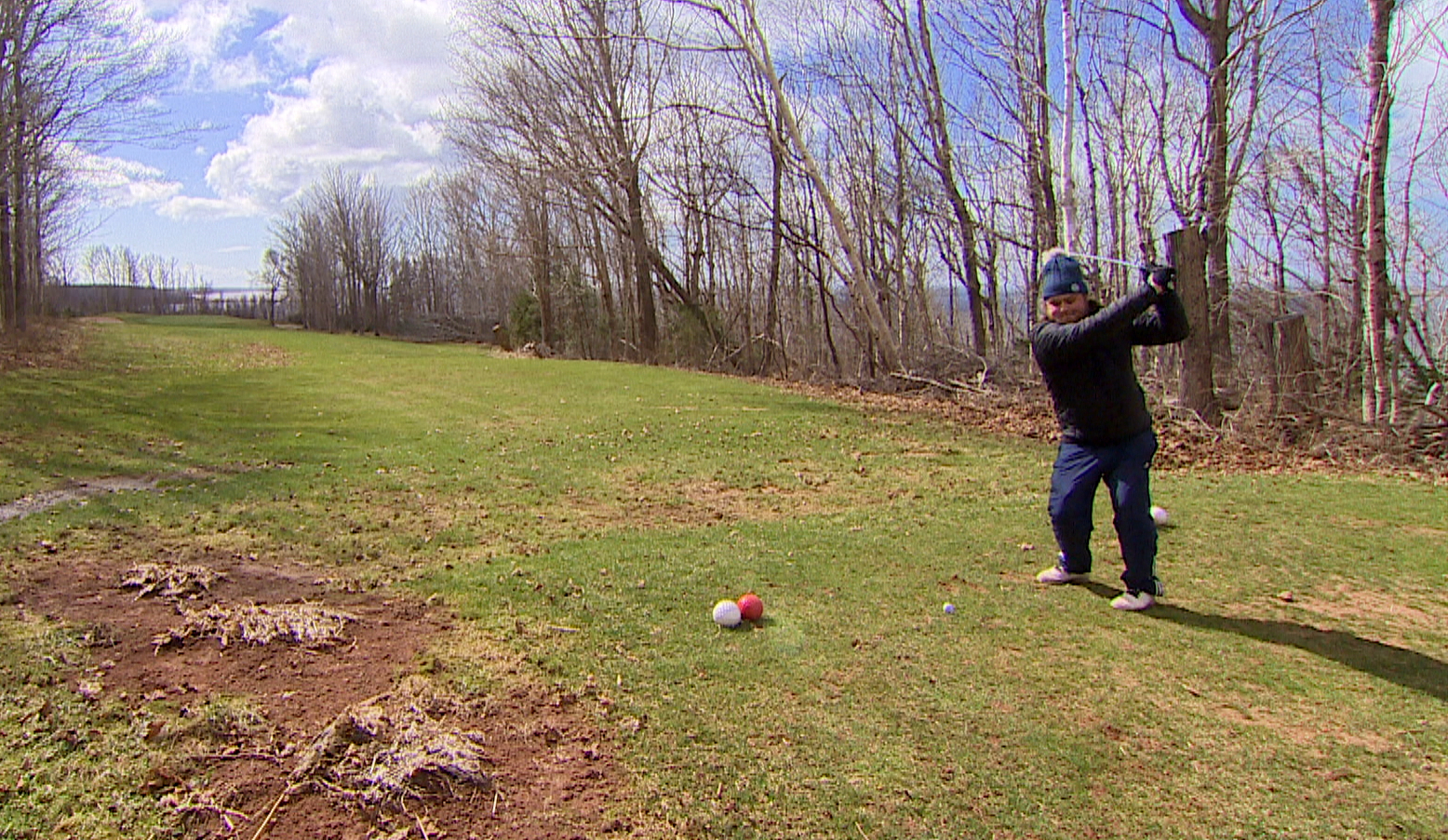 Golf tee-times fill up fast at first fairway to open for the season on P.E.I.; Golf tee-times fill up fast at first fairway to open for the season on P\.E\.I\.