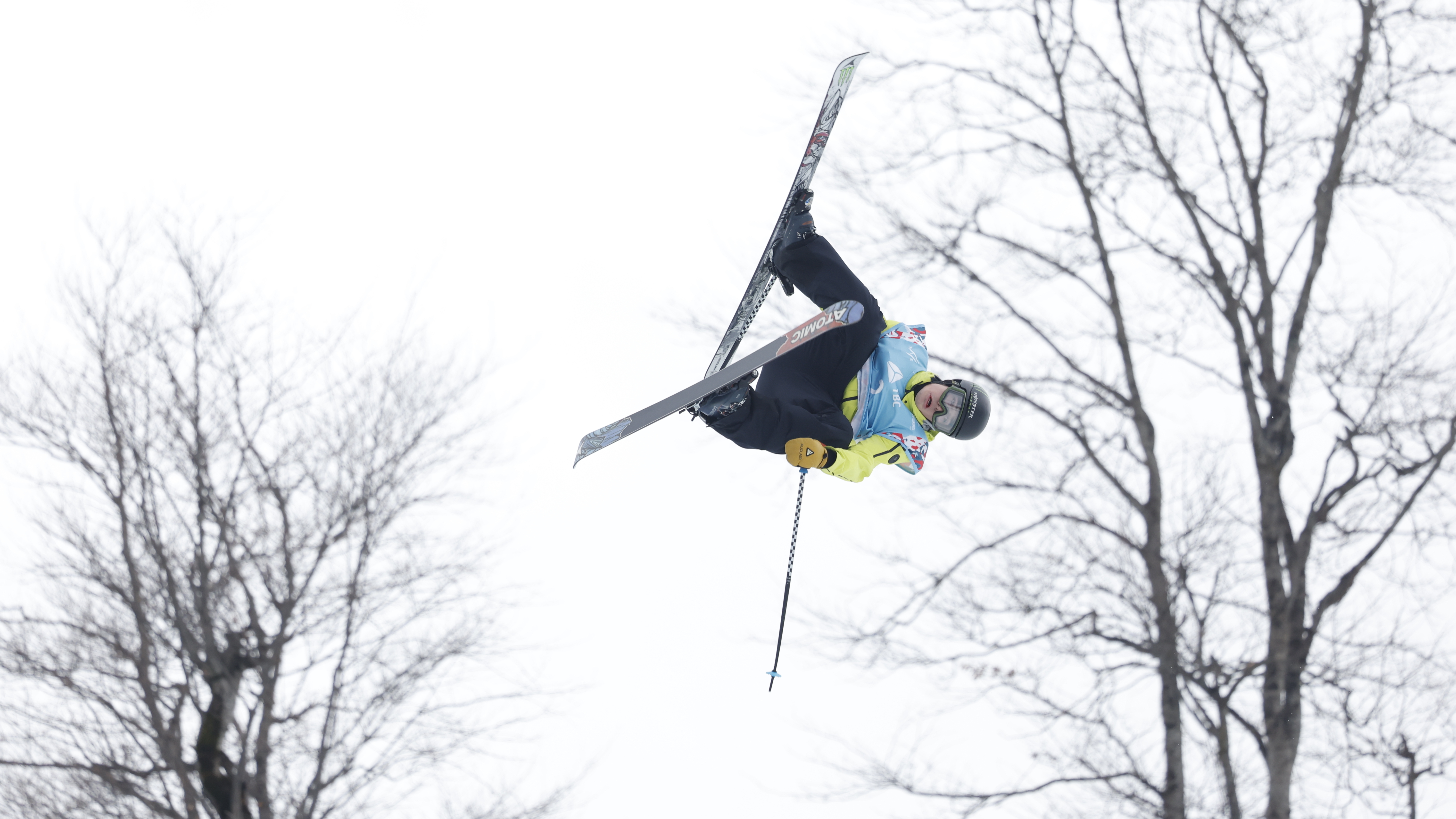 canada-s-brendan-mackay-wins-men-s-halfpipe-skiing-world-title-cbc-sports