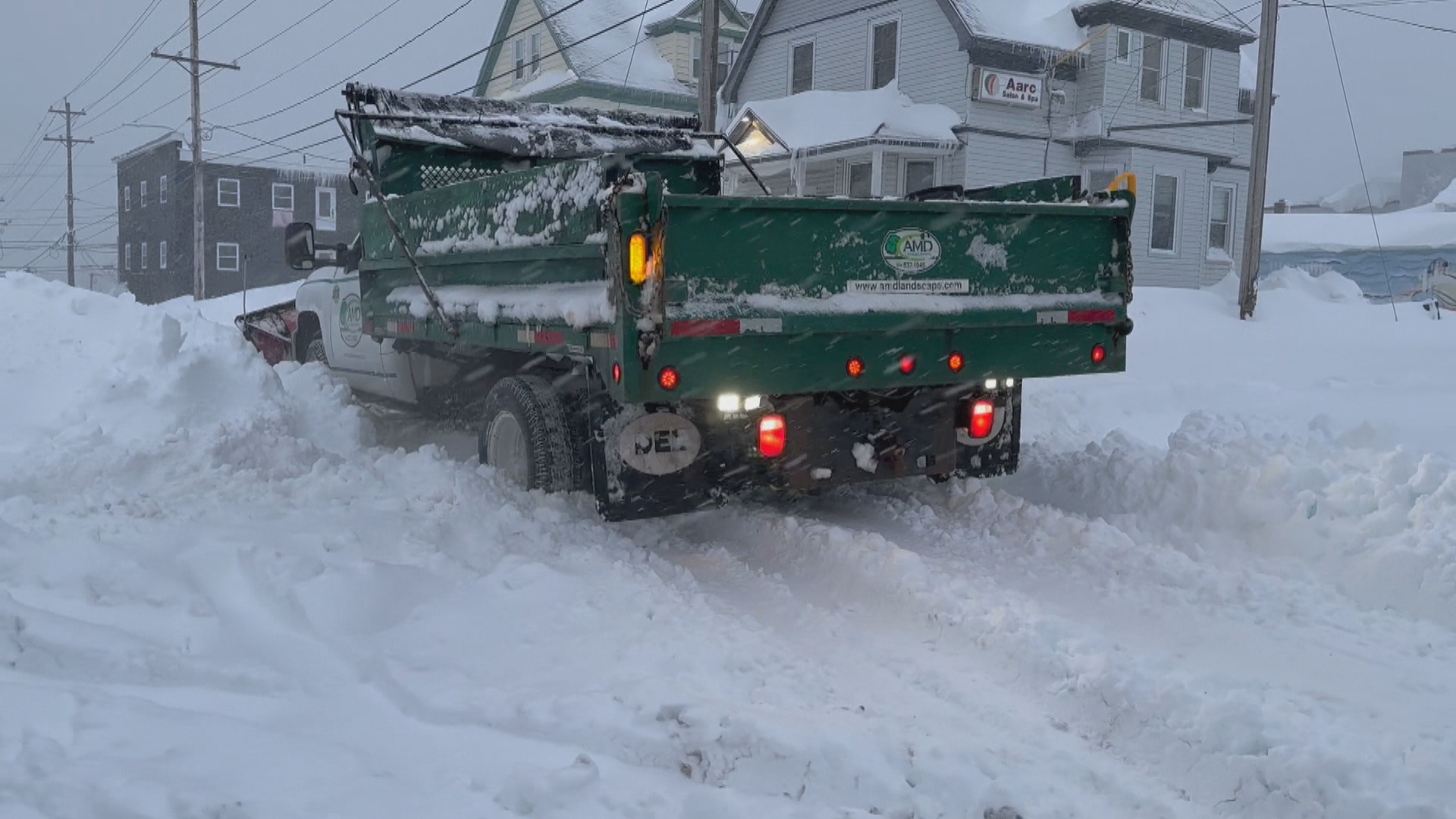 Crews work to clear snow in sydney n s during winter storm cbc ca