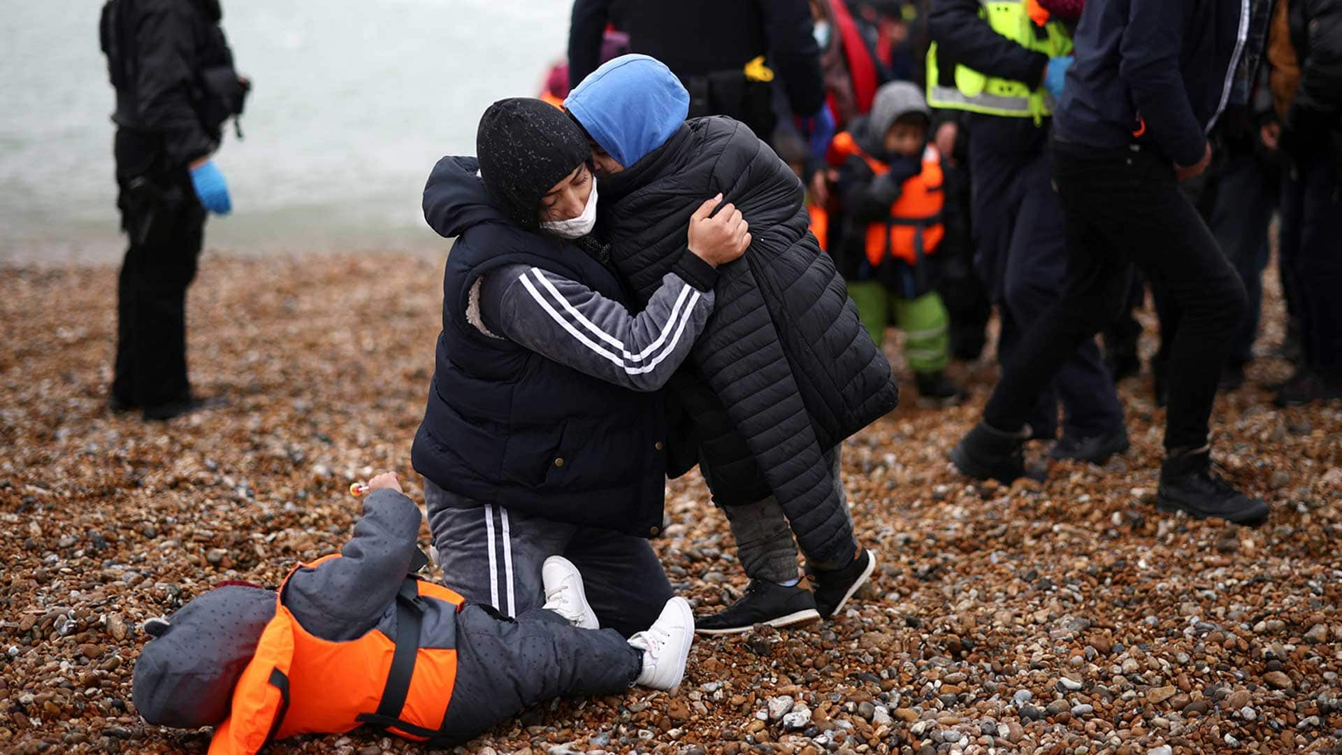 At Least 31 Dead After Migrant Boat Capsizes In English Channel | CBC News