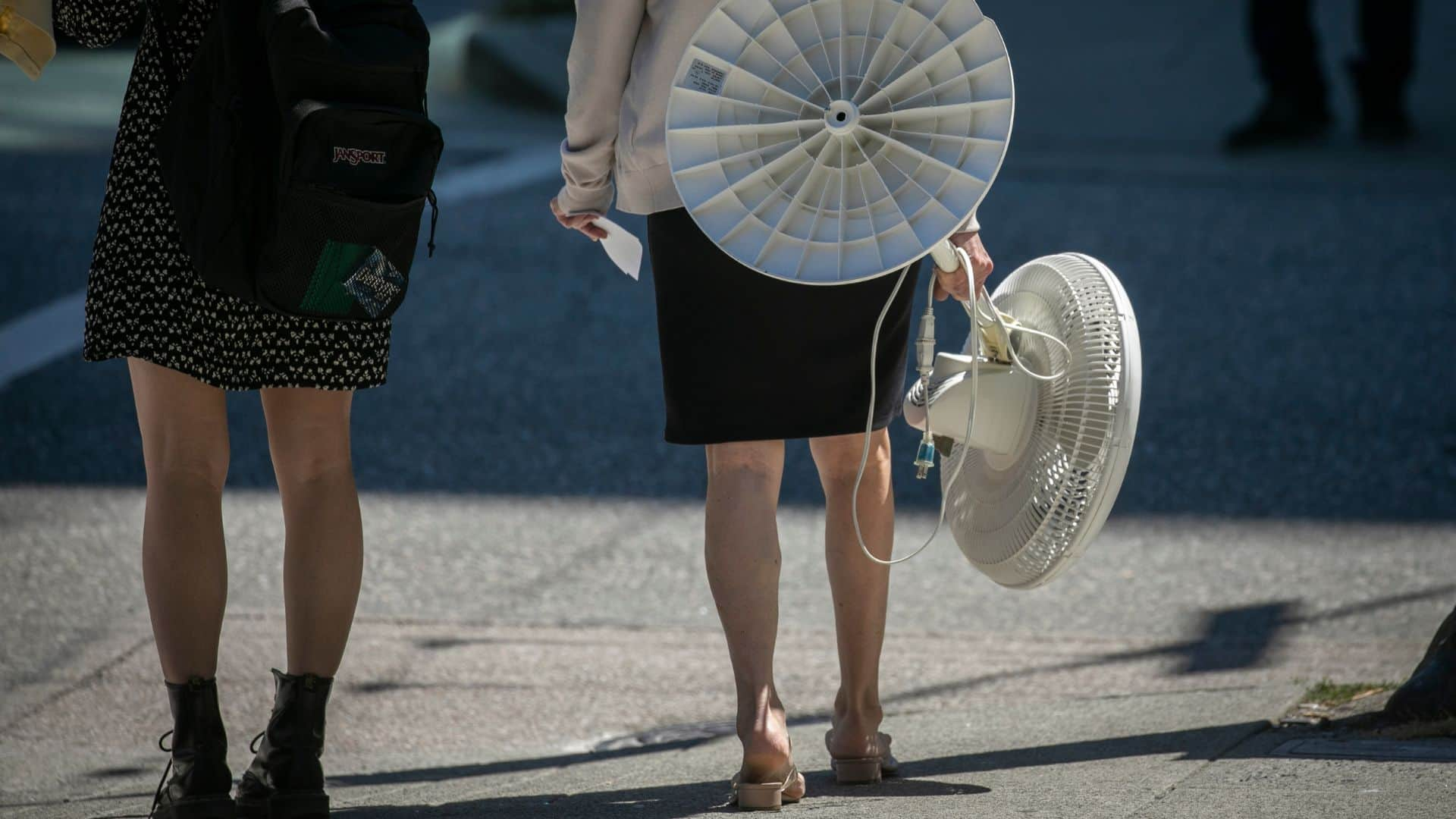 Temperature Tops 40 C For First Time In 2023 As B.C. Heat Wave Gets ...