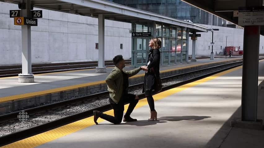 Surprise Proposal On GO Train Platform | CBC.ca